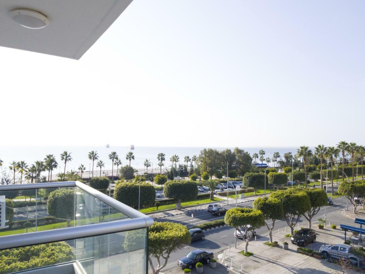 City Pearl - Modern 2 Bed Sea View Apt In City Centre Лимасол Екстериор снимка