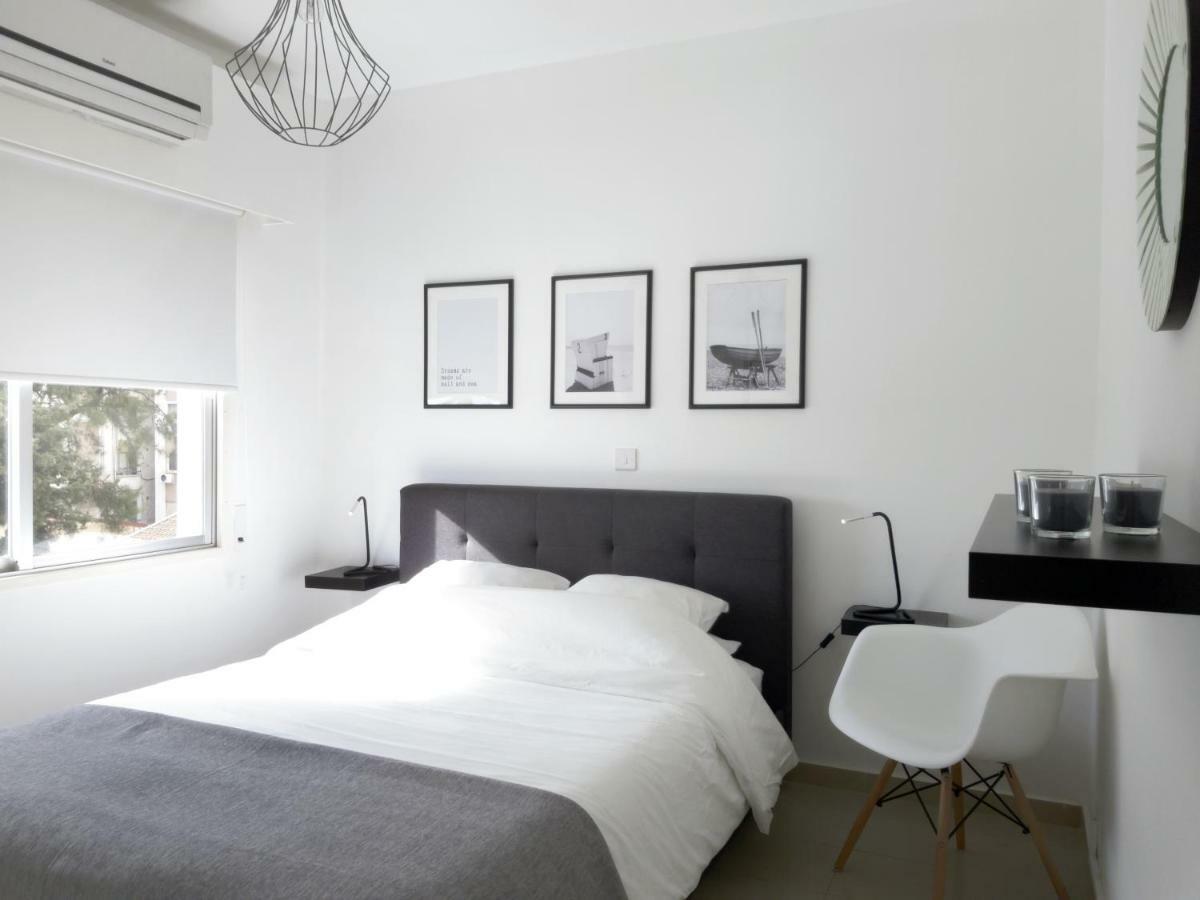 City Pearl - Modern 2 Bed Sea View Apt In City Centre Лимасол Екстериор снимка